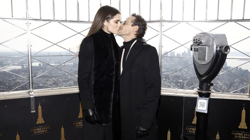 Nadia Ferreira und Marc Anthony im Dezember 2022 in New York City