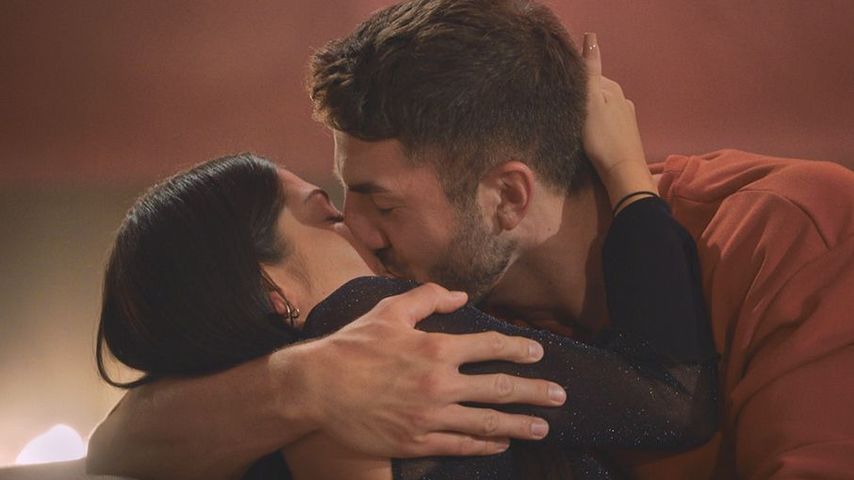 Nadia Gueli und Dennis Gries bei "Die Bachelors"