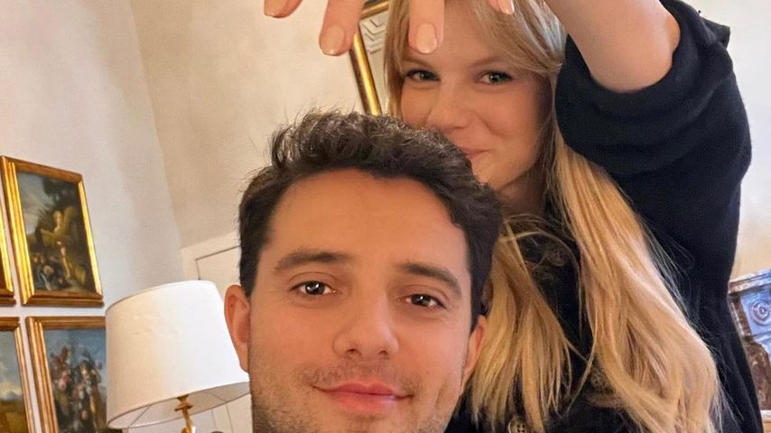 "Noch immer sprachlos": VS-Engel Nadine Leopold ist verlobt!