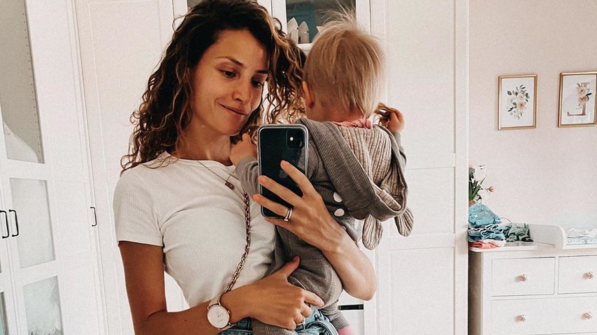 Nadine Menz mit ihrer Tochter, Mai 2020