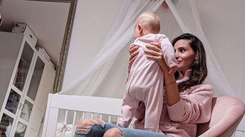 Nadine Menz und Töchterchen Lia