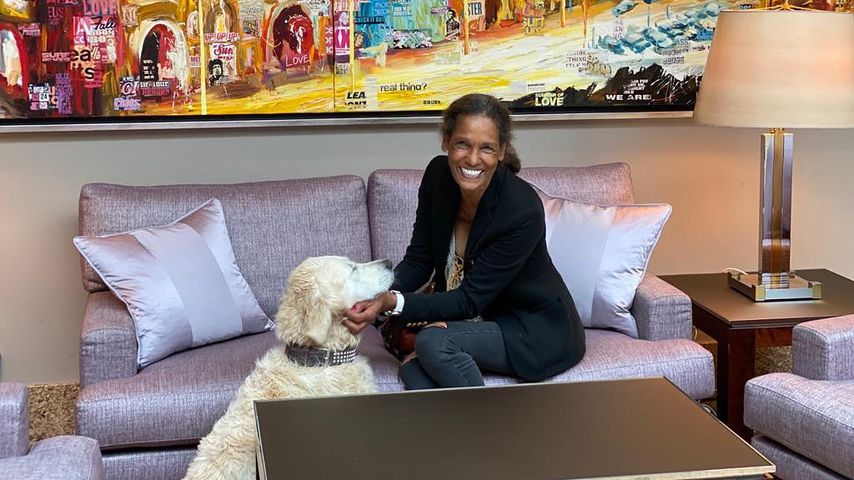Nadja Abd el Farrag mit ihrem Hund Lilly