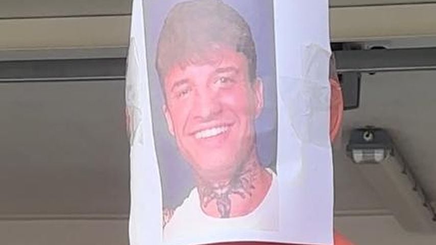 Nahaufnahme von Micha Klotz auf Marwin Klutes Box-Trainingspuppe