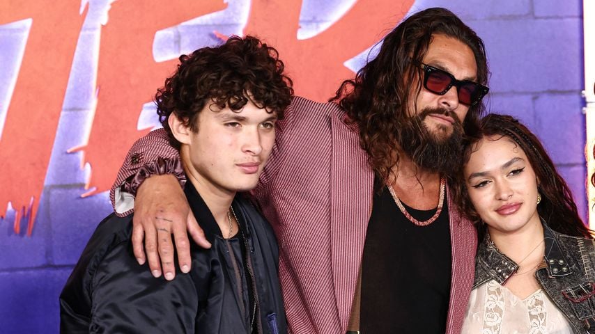 Nakoa-Wolf Momoa, Jason Momoa und Lola Iolani Momoa bei der Weltpremiere von Street Fighter in Hollywood