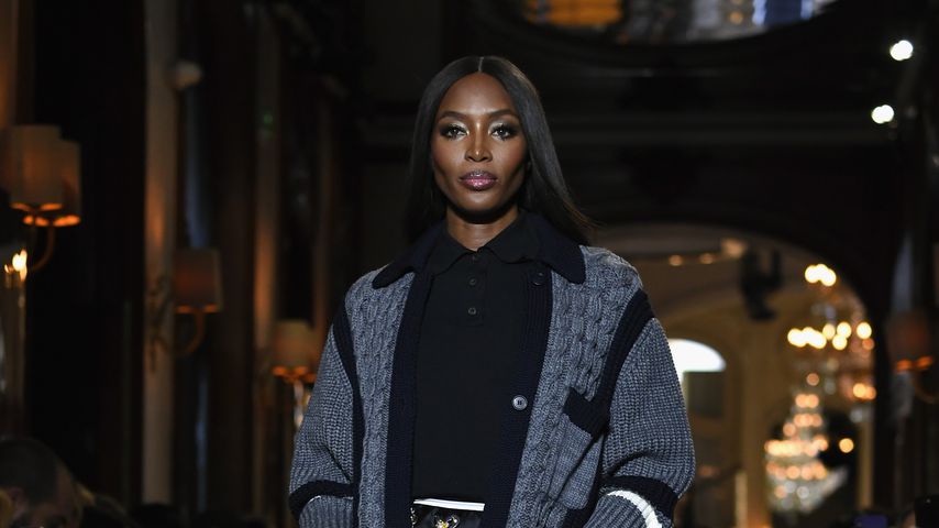 Naomi Campbell im Juni 2018 in Paris bei der Miu Miu Modenschau im Hotel Regina