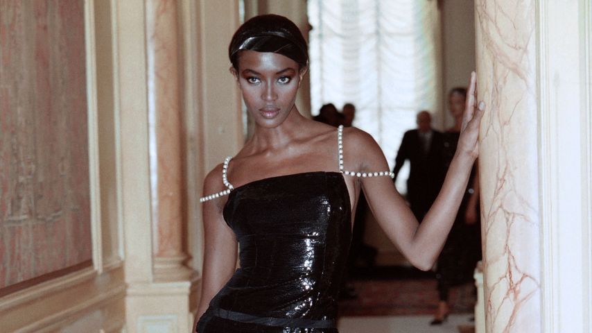 Naomi Campbell während der Fashion Show von Chanel, 1996