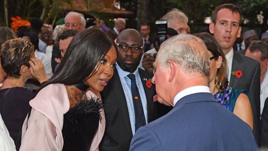 Naomi Campbell und Prinz Charles bei einem Empfang in Nigeria