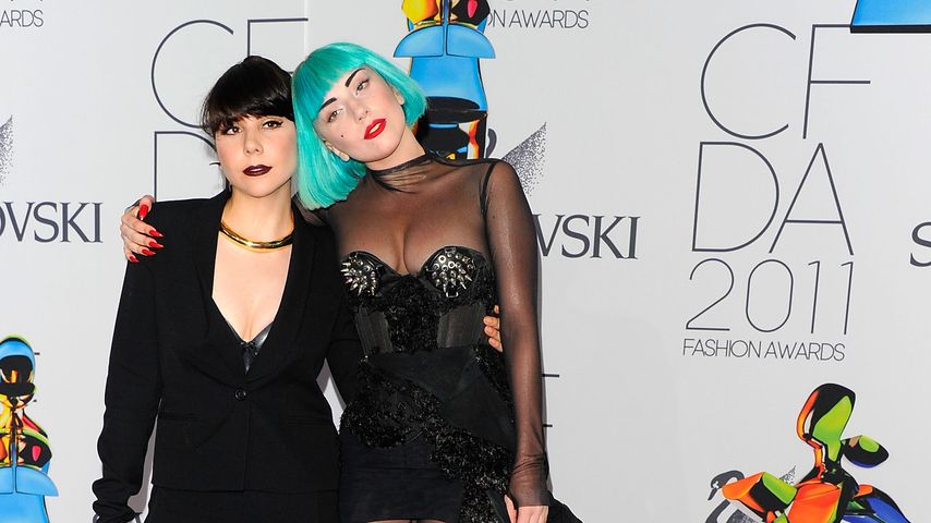 Natali Germanotta und Lady Gaga bei den CFDA Fashion Awards 2011
