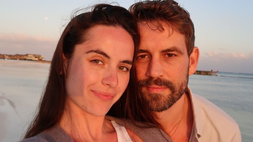 Zwei Mädchen: Nick Viall und Natalie begrüßen ihre Zwillinge