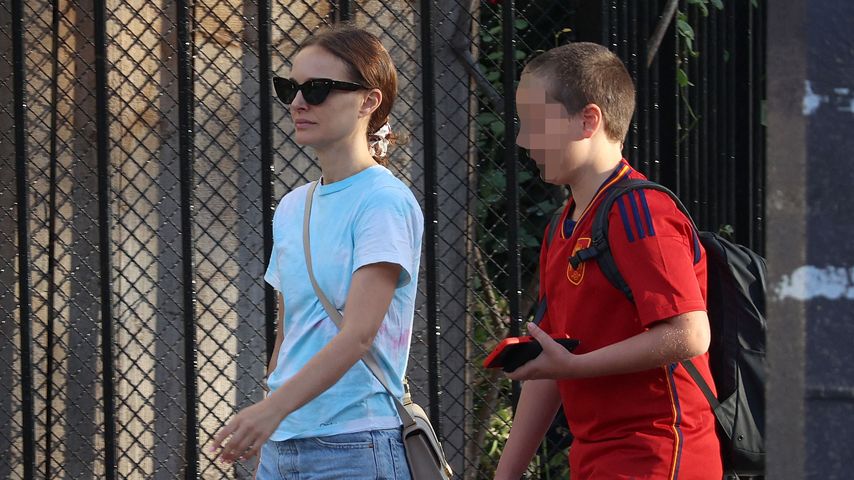 Natalie Portman mit ihrem Sohn Aleph im September 2023