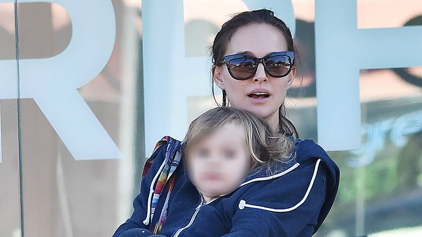 Stylishes Duo: Natalie Portman geht mit Töchterchen shoppen