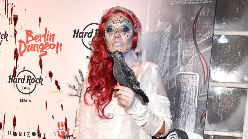 Natascha Ochsenknecht auf ihre Halloween Party 2019