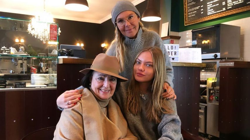 Neu-Mama Cheyenne Ochsenknecht teilt Drei-Generationen-Bild