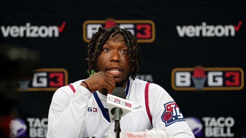 Nate Robinson bei einer Pressekonferenz, 2021