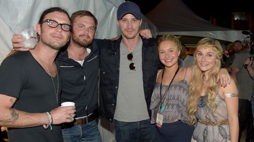 Nathan und Caleb Followill, Garrett Hedlund, Hayden Panettiere und Clare Bowen