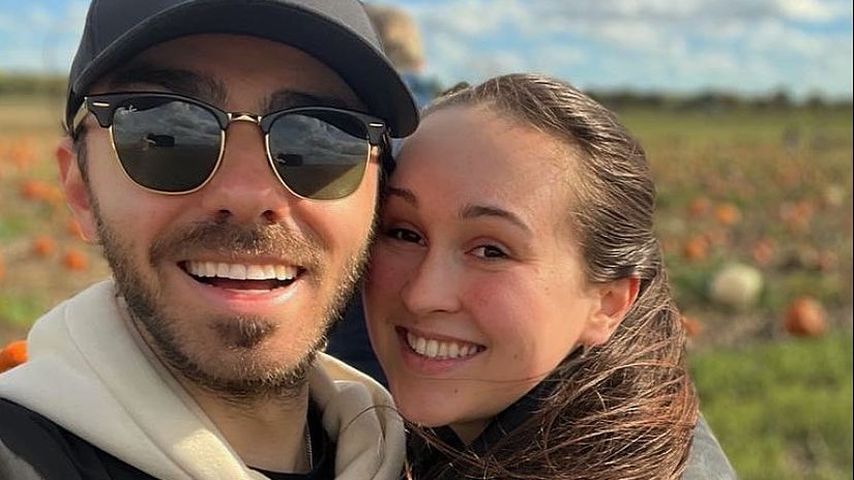 Nathan Sykes und seine Freundin Charlotte im Oktober 2022