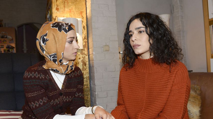 Nazan (Vildan Cirpan) und Shirin (Gamze Senol) bei "Gute Zeiten, schlechte Zeiten"