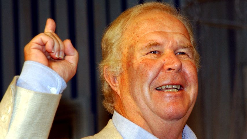 Ned Beatty 2001