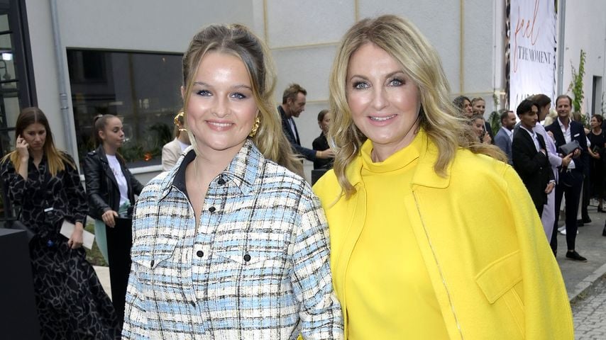 Nele und Frauke Ludowig bei der Berlin Fashion Week im September 2022