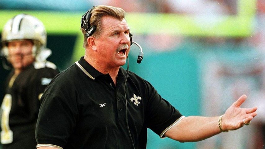 Mike Ditka, NFL-Trainer