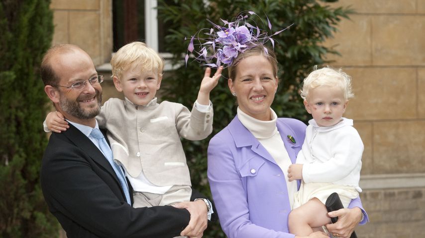 Nicholas Windsor mit seiner Frau Paola und zweien seiner Kinder