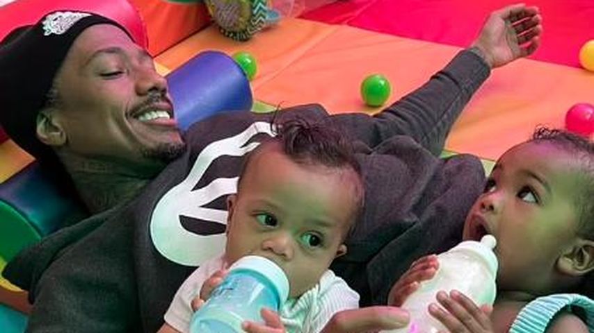 Nick Cannon mit seinen Töchtern Halo und Onyx
