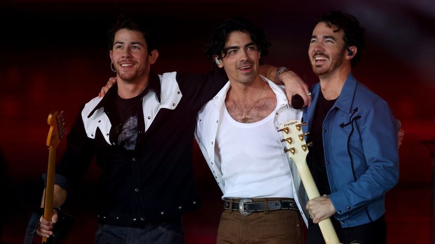 Joe und Nick Jonas packen über ihre Keuschheitsringe aus