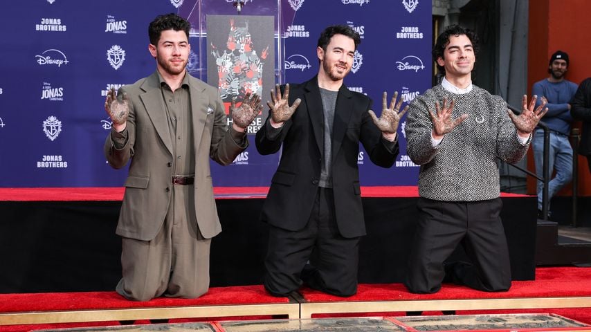 Die Jonas Brothers verewigen sich im TCL Chinese Theatre