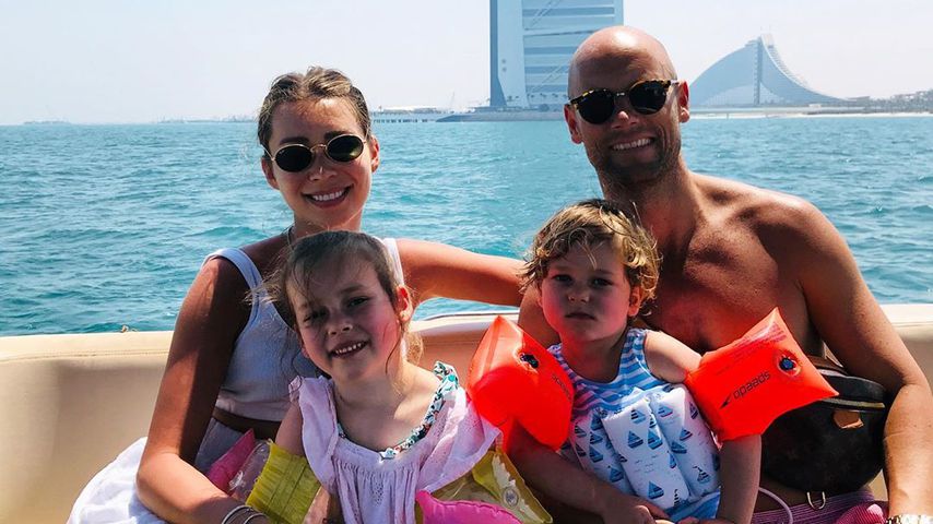 Nick Russian mit seiner Partnerin Rozalia und den beiden Kids