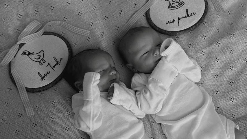 Nick Viall und Natalie Joys Zwillinge Dove Tomlin und Iris Parker, Juli 2026