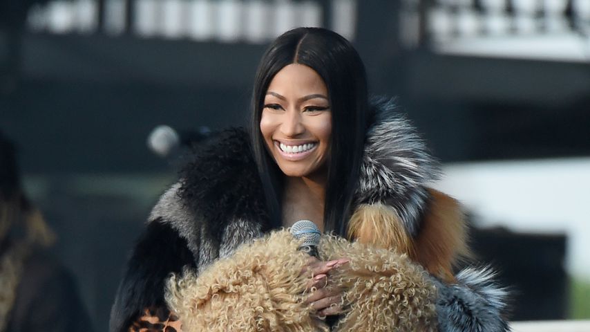 Verrückt! Fan lässt sich Nicki Minajs Gesicht tätowieren