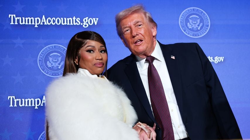 Gönnerhaft: Donald Trump schenkt Nicki Minaj signierte Bibel