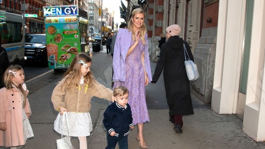 Nicky Hilton mit ihren drei Kindern in New York City 2024