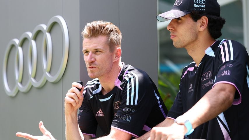 Nico Hülkenberg entkommt Horror-Crash mit Audi-Teamkollegen