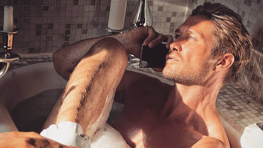 Guck mal, Katja! Hier badet Ex Nico Schwanz nackt auf Insta
