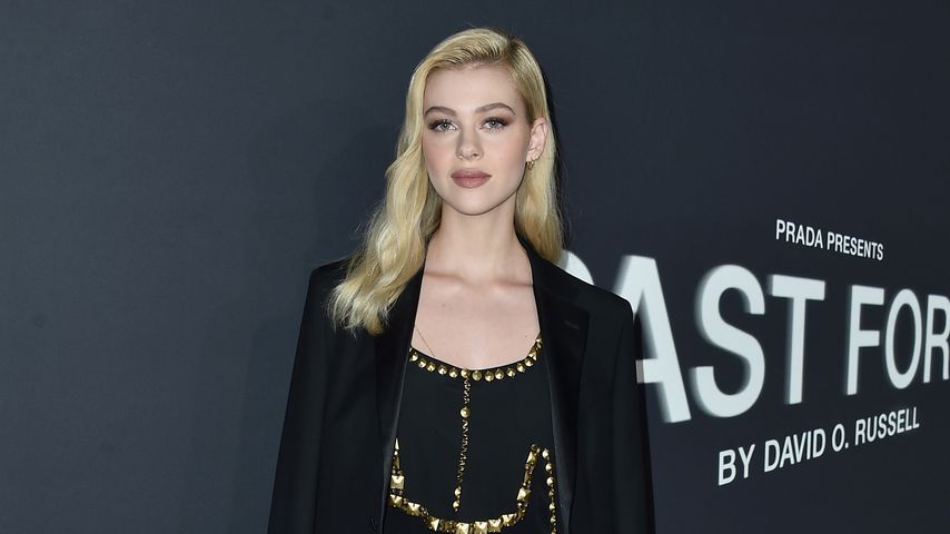 Nicola Peltz im November 2016