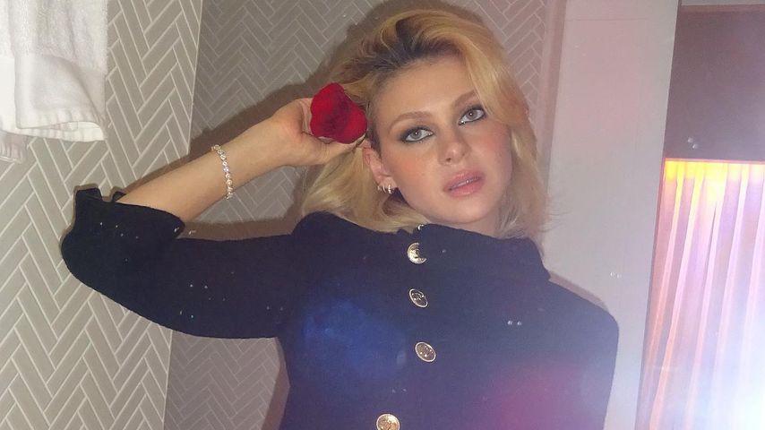 Nicola Peltz, Model