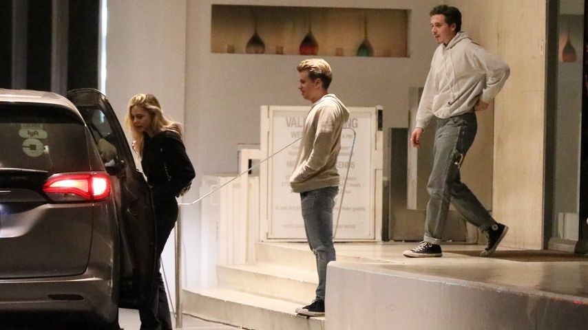Nicola Peltz und Brooklyn Beckham im Oktober 2019