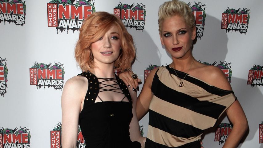 Nicola Roberts und Sarah Harding bei den Shockwaves NME Awards in London, 2009