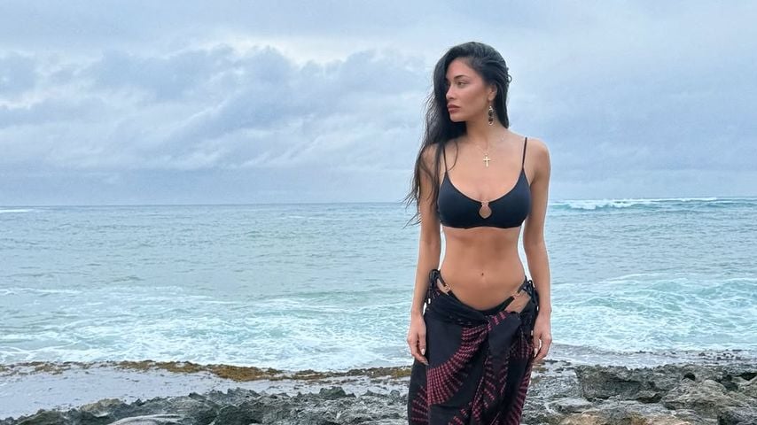 Nicole Scherzinger am Strand auf Hawaii, Januar 2025