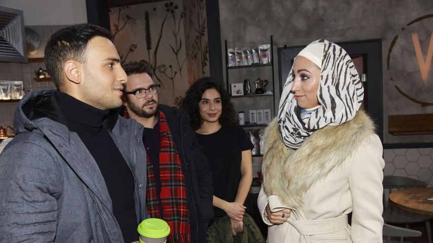 Nihat (Timur Ülker), Tuner (Thomas Drechsel), Shirin (Gamze Senol) und Nazan (Vildan Cirpan