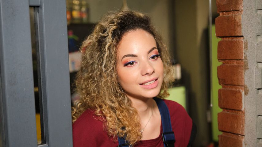 Nika (Isabelle Geiss) bei "Unter uns"