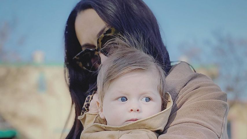 Nikki Bella mit ihrem Sohn, November 2020
