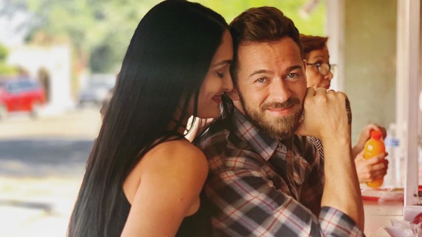 Nikki Bella und Artem Chigvintsev im April 2020