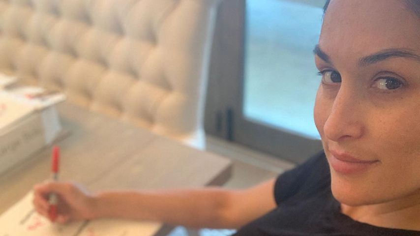 Nikki Bella mit ihrem Babybauch im Jahr 2020