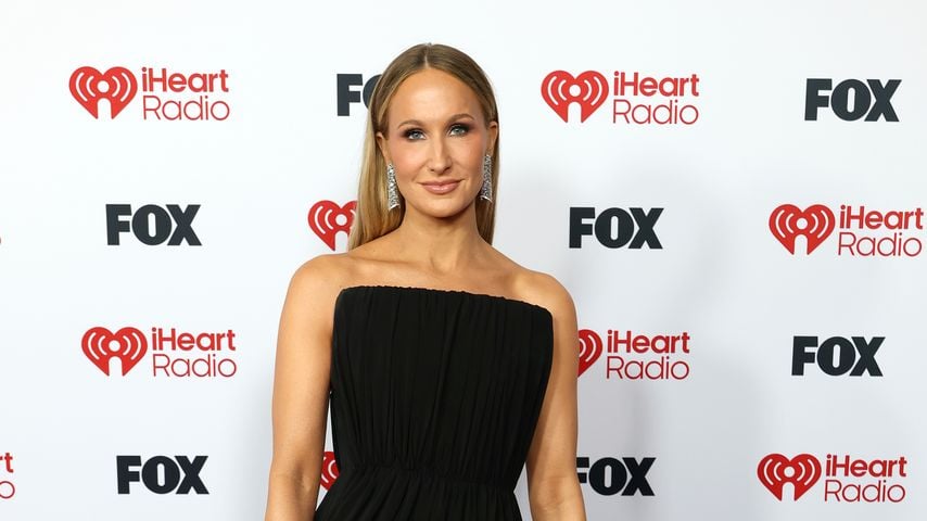 Nikki Glaser bei den iHeartRadio Music Awards 2026 im Dolby Theatre in Hollywood