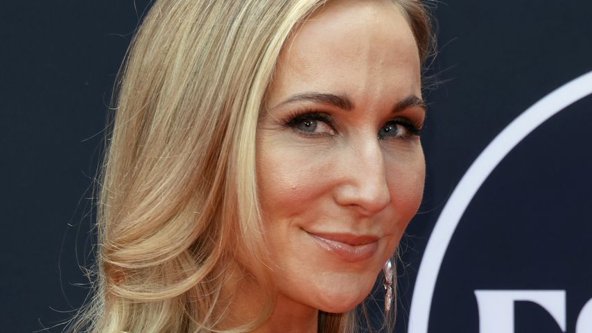 Nikki Glaser, Moderatorin