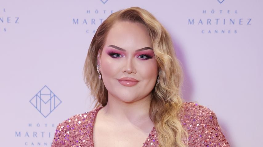 Nikkie Tutorials bei den "Blogger Awards"