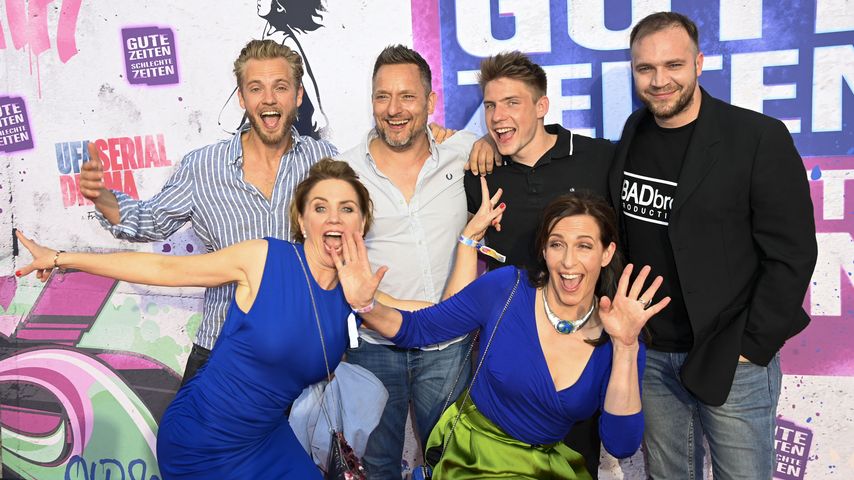 Niklas Osterloh, Gisa Zach, Lars Pape, Lennart Borchert, Ulrike Frank und Patrick Heinrich bei GZSZ