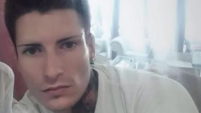 Ungewohnt: Nikola Grey zeigt sich vor seinen Gesichtstattoos